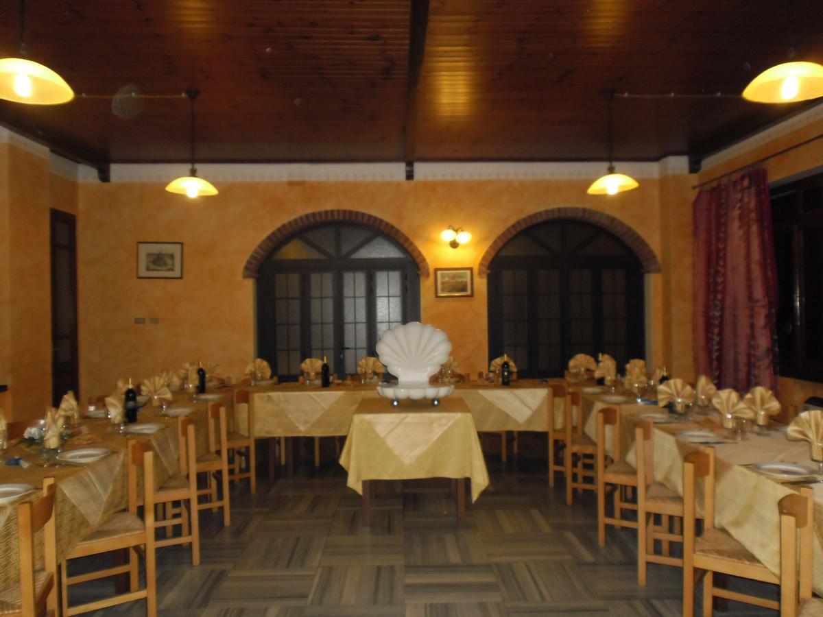 L'Ostu Del Povr-Om Hotel Pinasca Luaran gambar